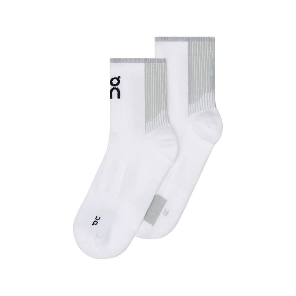 On Running Unisex Adult Quarter Socks / White